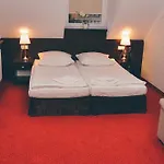 Guest house Pyszna Stajenka 4*