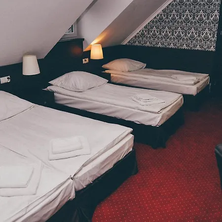 Pyszna Stajenka 4*