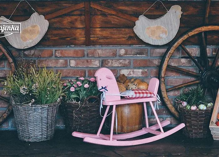 Pyszna Stajenka بيت ضيافة